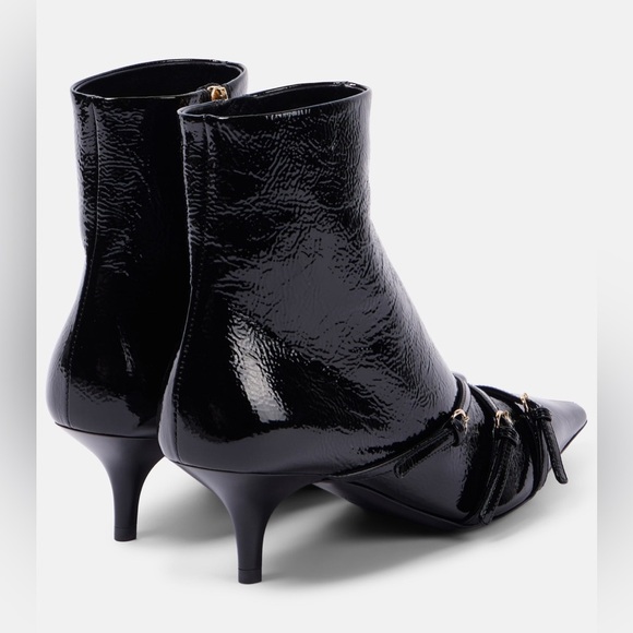 MIU MIU
Patent leather ankle boots - Picture 2 of 16